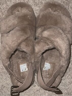 Koolaburra Plush Faux-Fur Slide Sandals in Taupe
